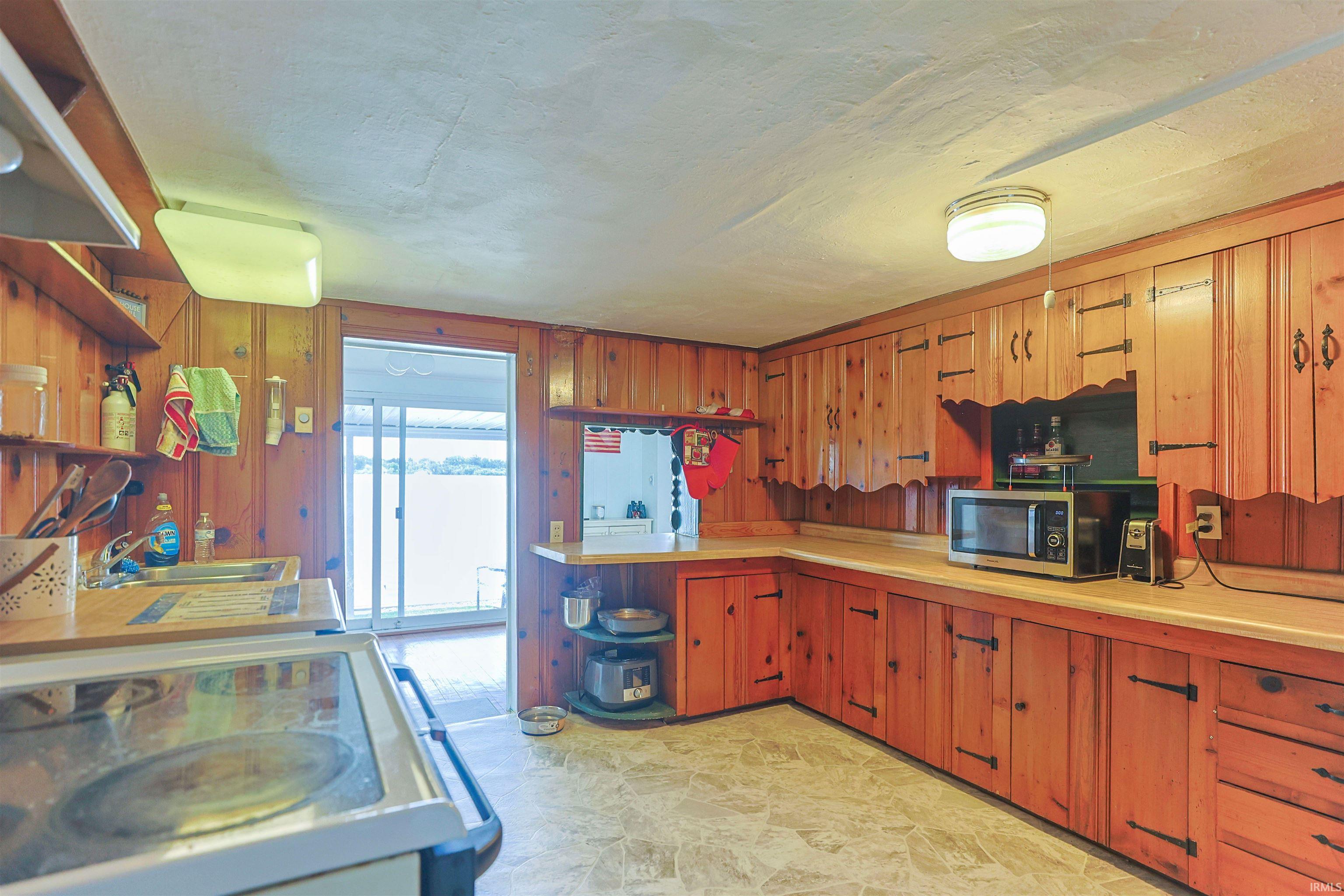 10624 Jefferson Road Osceola, IN 46561 - Photo 16 of 38