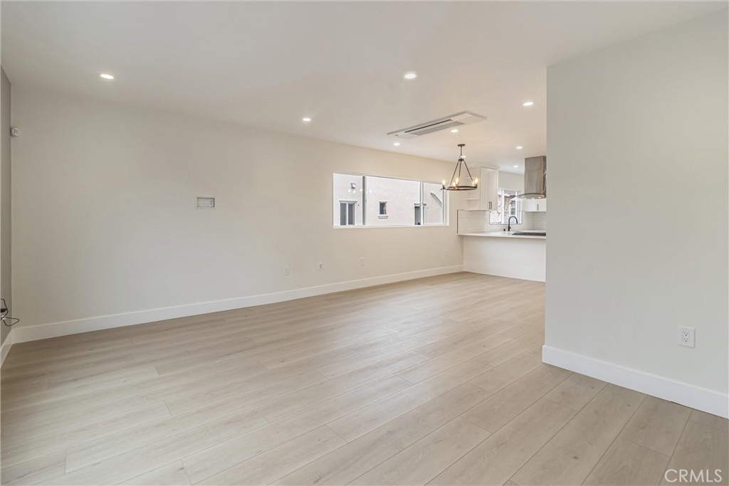 2709 Ritchie Street Oakland, CA 94605 - Photo 7 of 33