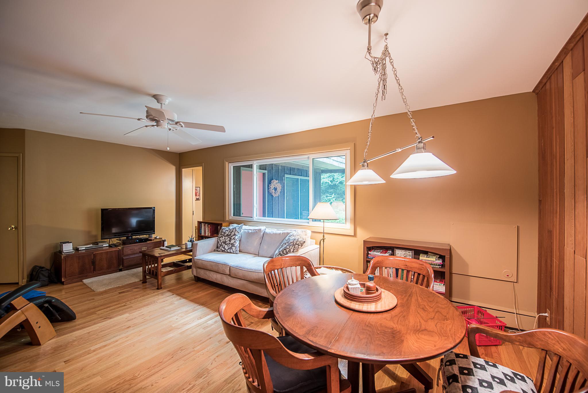 3806 Pleasant Ridge Road Annandale, VA 22003 - Photo 11 of 27 Family Room - See Virtual Tour