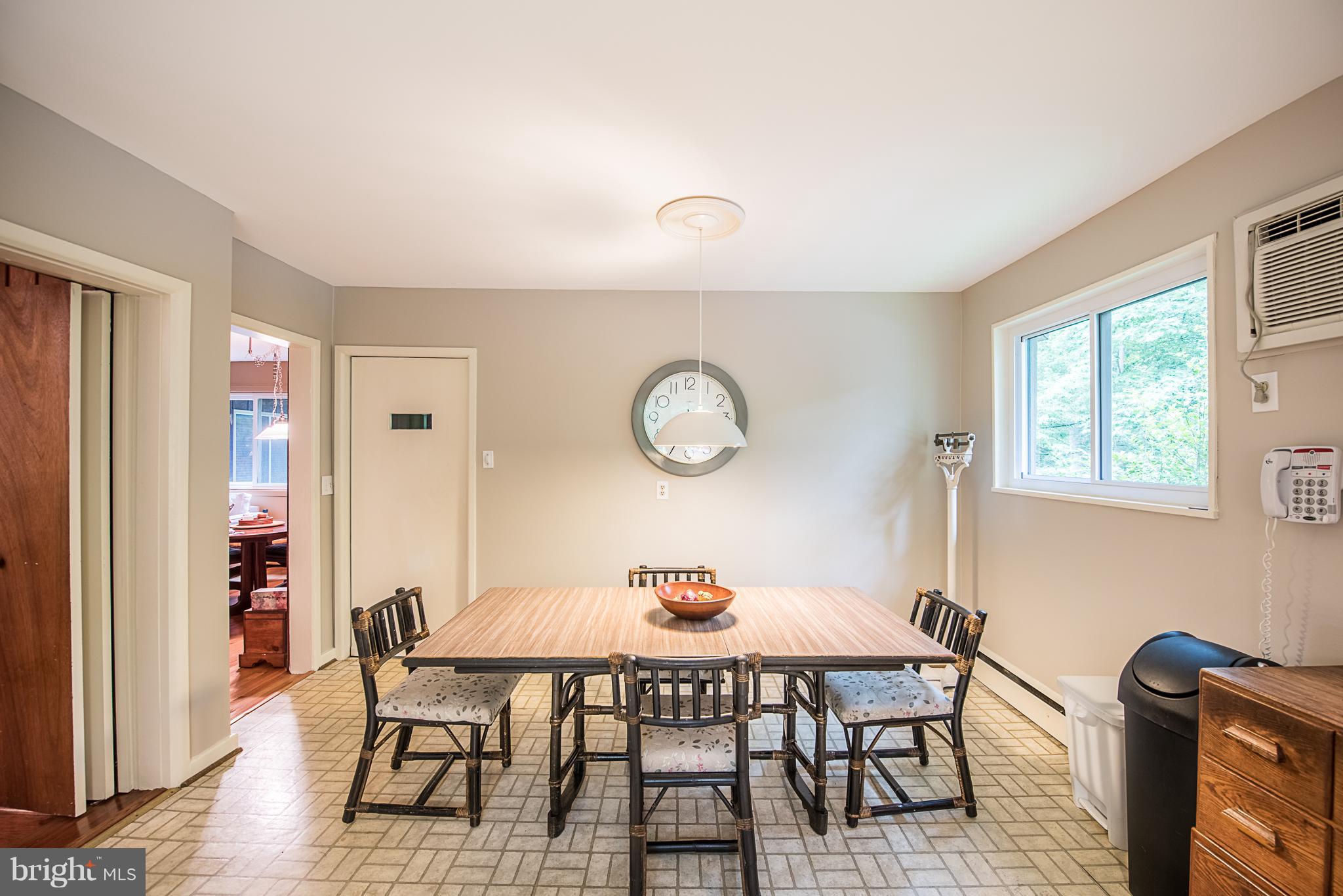 3806 Pleasant Ridge Road Annandale, VA 22003 - Photo 5 of 27 Breakfast Room - See Virtual Tour