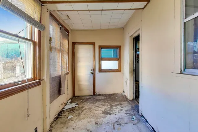 $199,500 | 2023 North Kedvale Avenue, Chicago, IL 60639