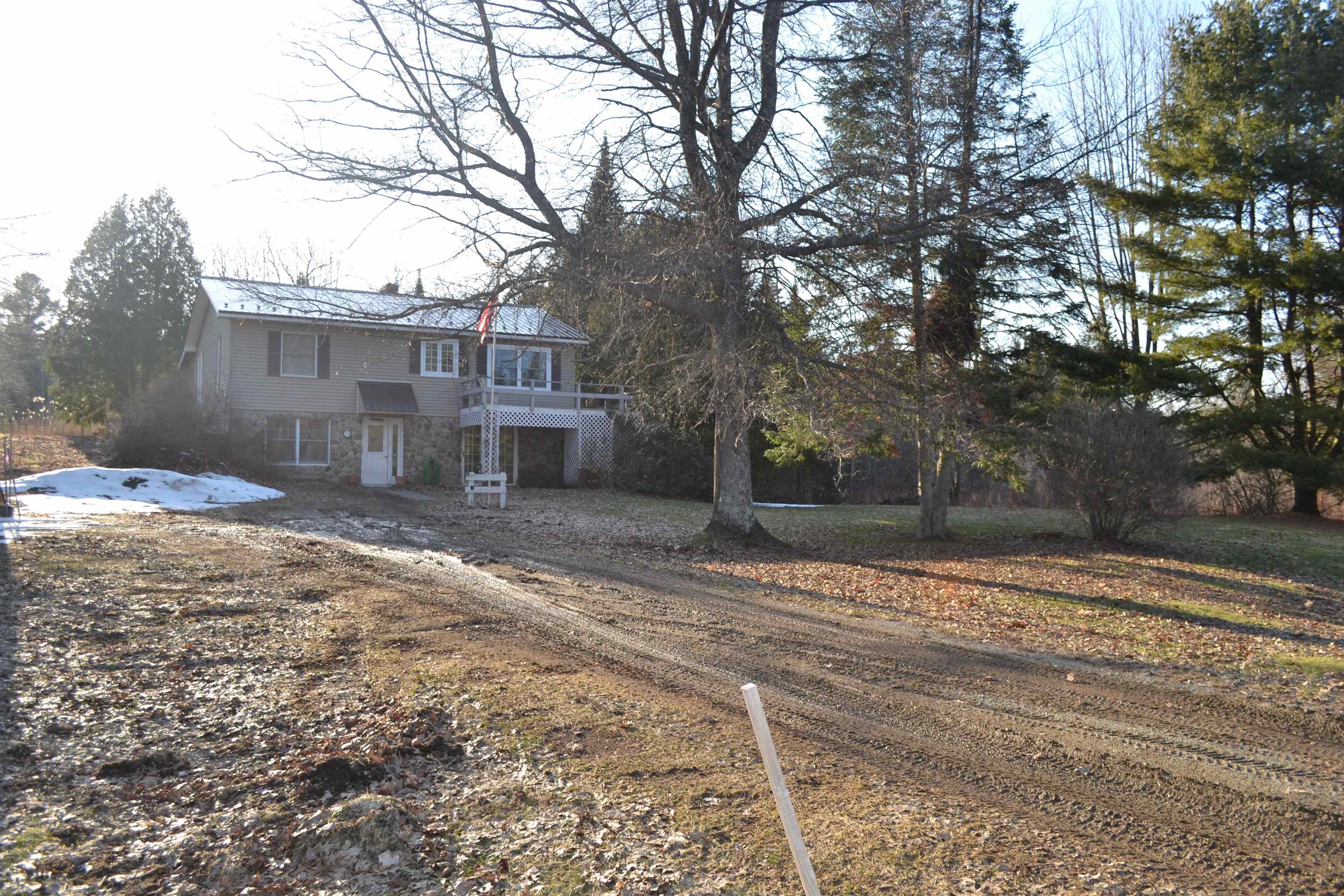 2620 Highway 101 Troy, VT 05859 - Photo 2 of 30