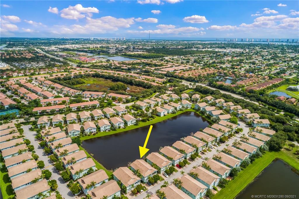 3138 Laurel Ridge Circle Riviera Beach, FL 33404 - Photo 15 of 34 Gallery Image 15