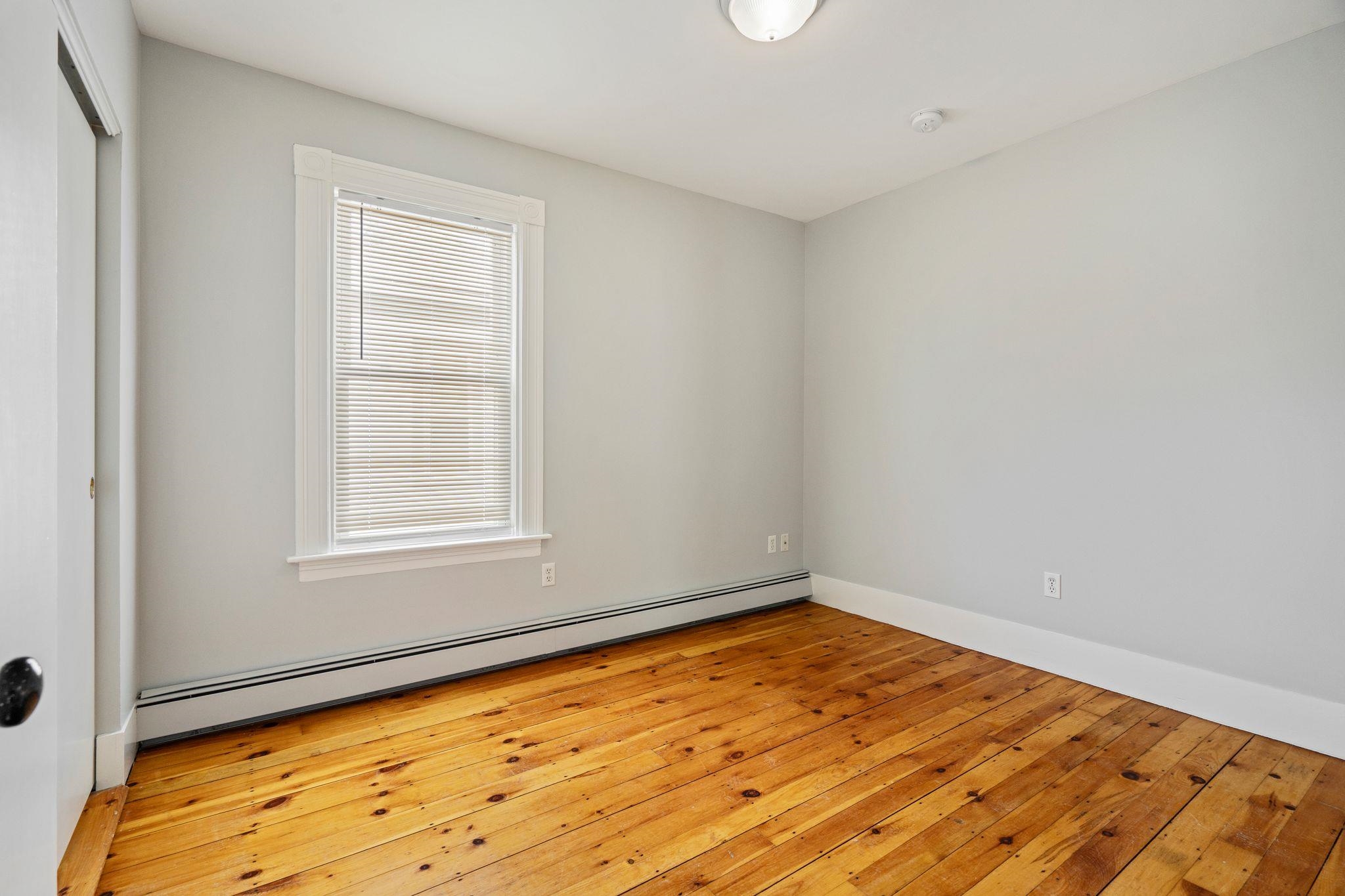 65 Boutwell Street, Unit 65 Manchester, NH 03102 - Photo 23 of 27