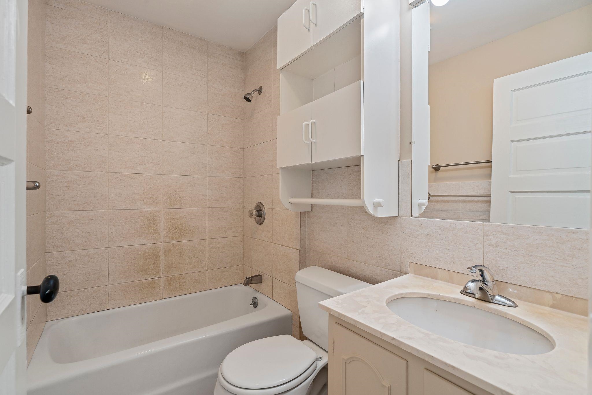 65 Boutwell Street, Unit 65 Manchester, NH 03102 - Photo 24 of 27