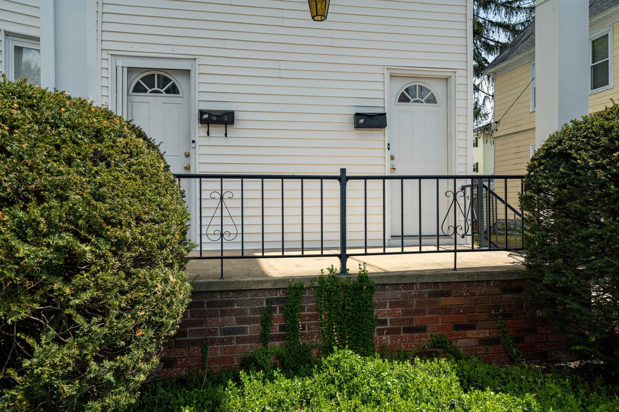 65 Boutwell Street, Unit 65 Manchester, NH 03102 - Photo 4 of 27