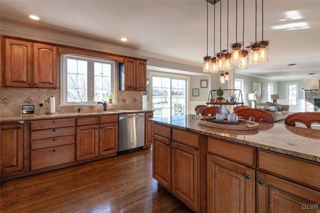 513 Mt Pleasant Road Bangor, PA 18013 - Photo 12 of 50 Gallery Image 12