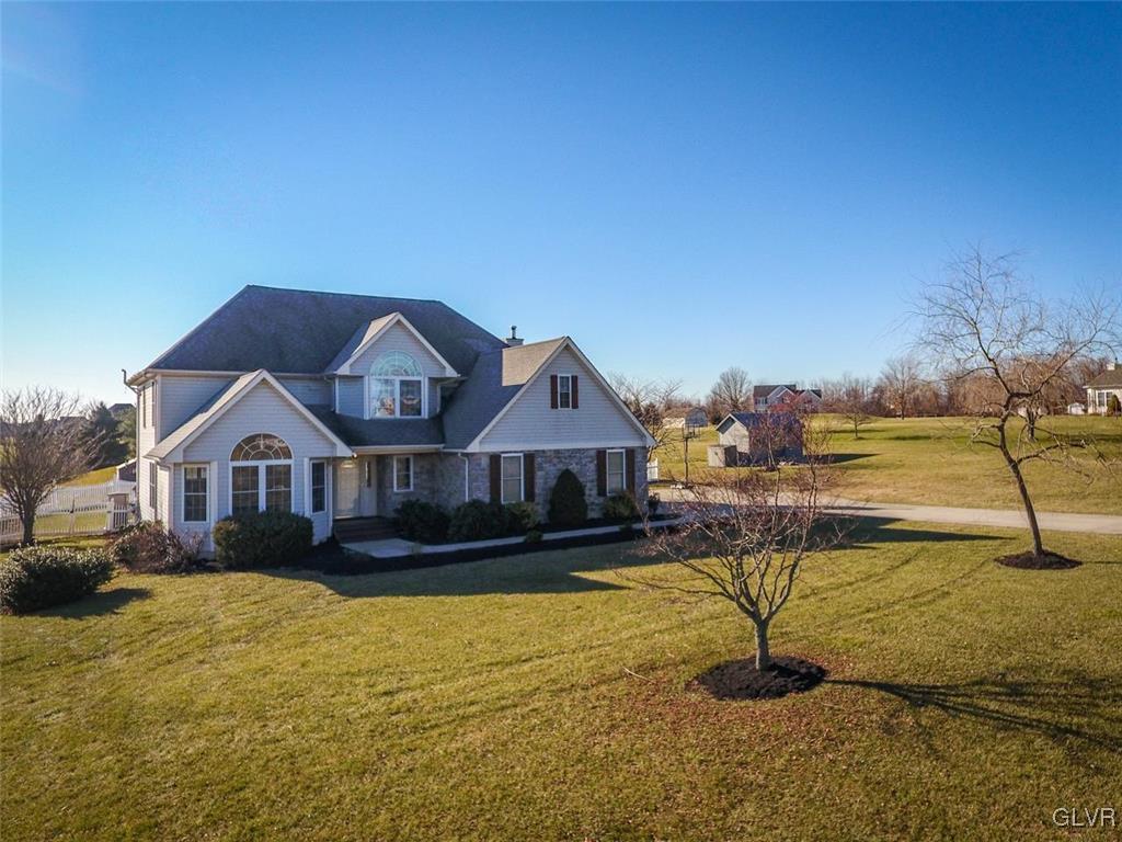 513 Mt Pleasant Road Bangor, PA 18013 - Photo 2 of 50 Gallery Image 2