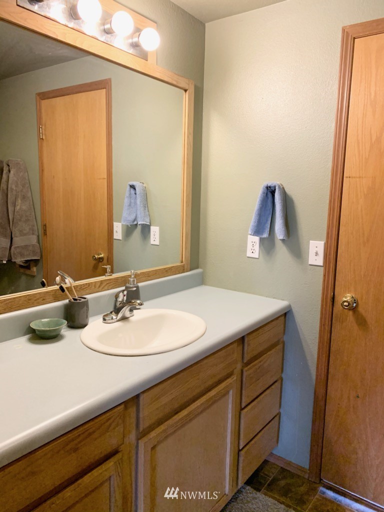 13 Sand Flat Road Omak, WA 98841 - Photo 28 of 40