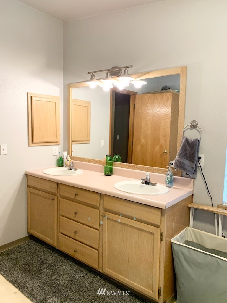 13 Sand Flat Road Omak, WA 98841 - Photo 33 of 40