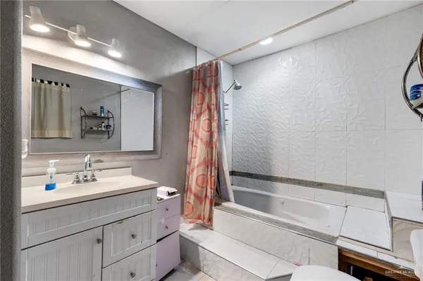 $270,000 | 1324 San Vicente N Street, Weslaco, TX 78599