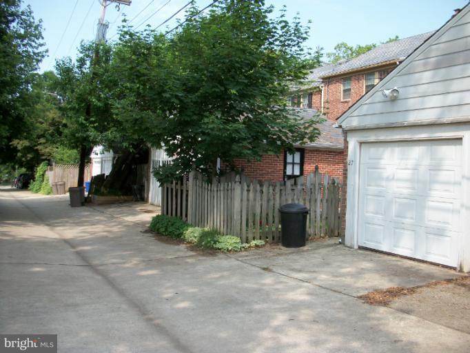 27 Dunkirk Road Baltimore, MD 21212 - Photo 22 of 30 Exterior (Rear)