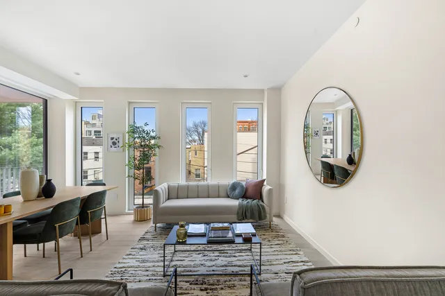 $1,445,000 | 109 Devoe Street, Unit 4 | Williamsburg
