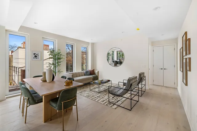 $1,445,000 | 109 Devoe Street, Unit 4 | Williamsburg