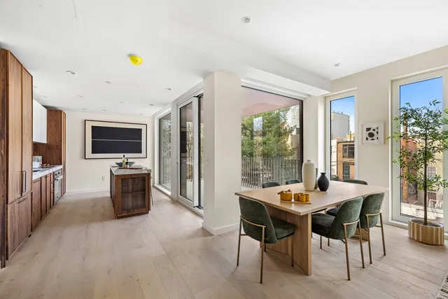 $1,445,000 | 109 Devoe Street, Unit 4 | Williamsburg