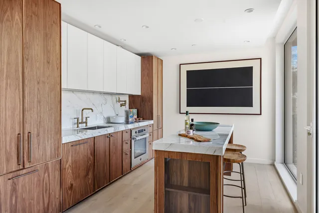 $1,445,000 | 109 Devoe Street, Unit 4 | Williamsburg