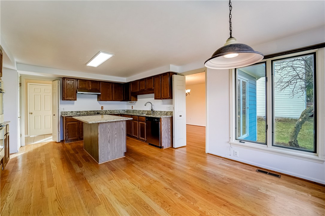 35 Copper Woods Pittsford, NY 14534 - Photo 14 of 48