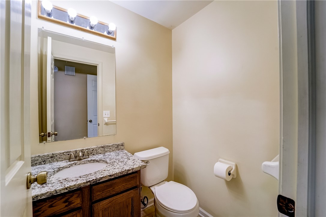 35 Copper Woods Pittsford, NY 14534 - Photo 21 of 48