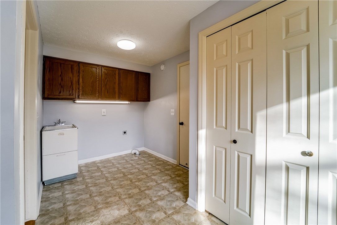 35 Copper Woods Pittsford, NY 14534 - Photo 22 of 48