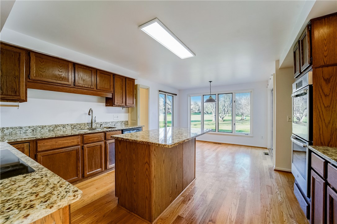 35 Copper Woods Pittsford, NY 14534 - Photo 9 of 48