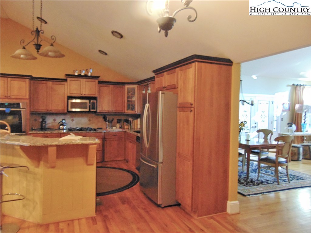 52 Deer Run Road Glade Valley, NC 28627 - Photo 4 of 11 Gallery Image 4