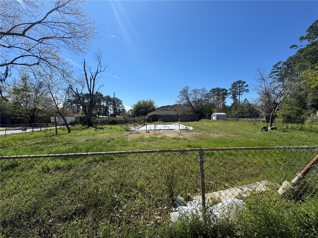 555 Kell Road Brunswick, GA 31525 - Photo 2 of 4