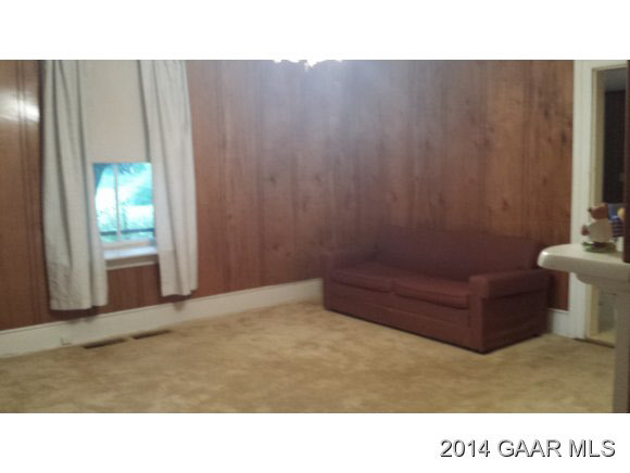 217 Stone Branch Road Staunton, VA 24401 - Photo 23 of 32 a living room with furniture