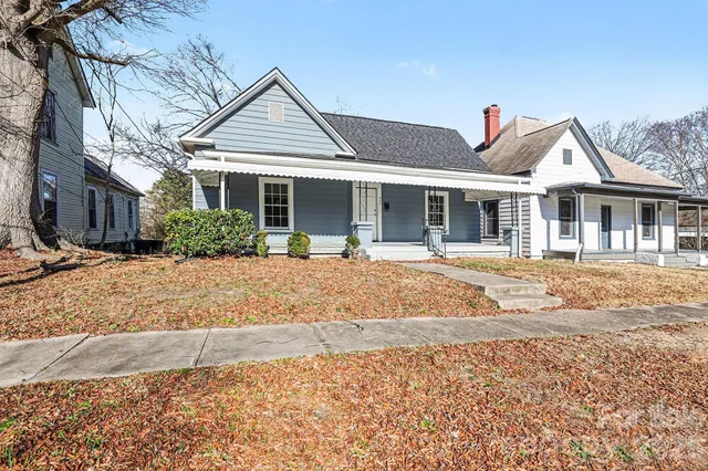 $215,000 | 602 South Carolina Avenue, Spencer, NC 28159