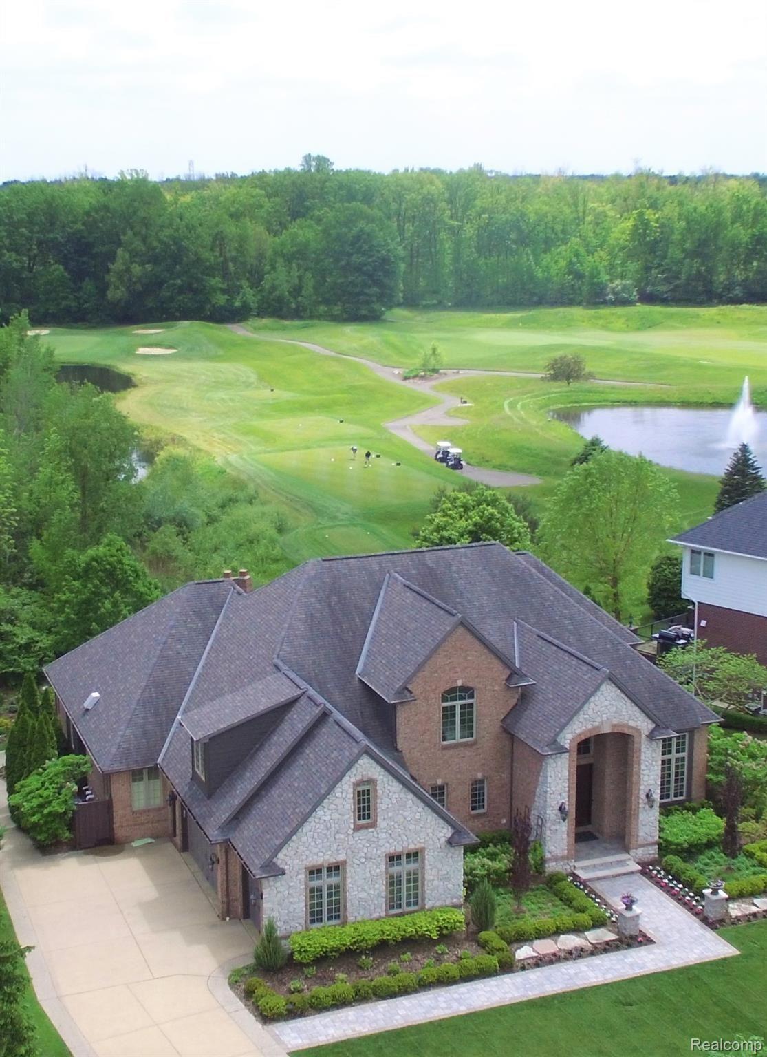 4588 Oakhurst Ridge Road Clarkston, MI 48348 - Photo 1 of 76 This is a spectacular home on a spectacular setting.JPG