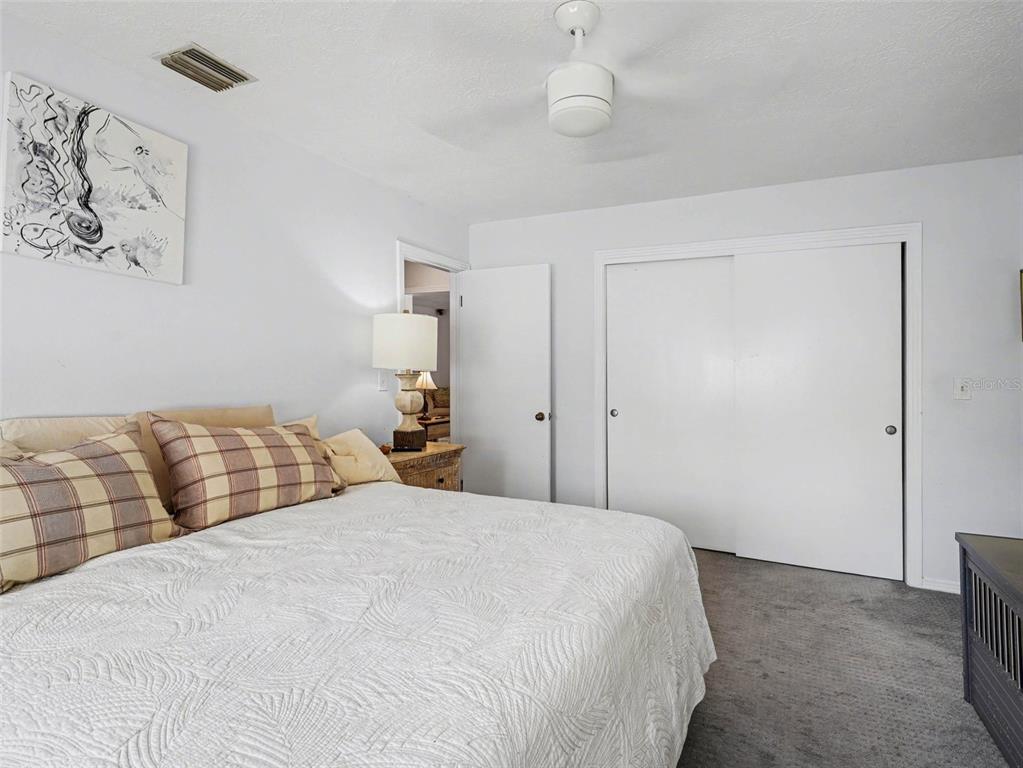 4304 Midland Road Sarasota, FL 34231 - Photo 20 of 31 Gallery Image 20