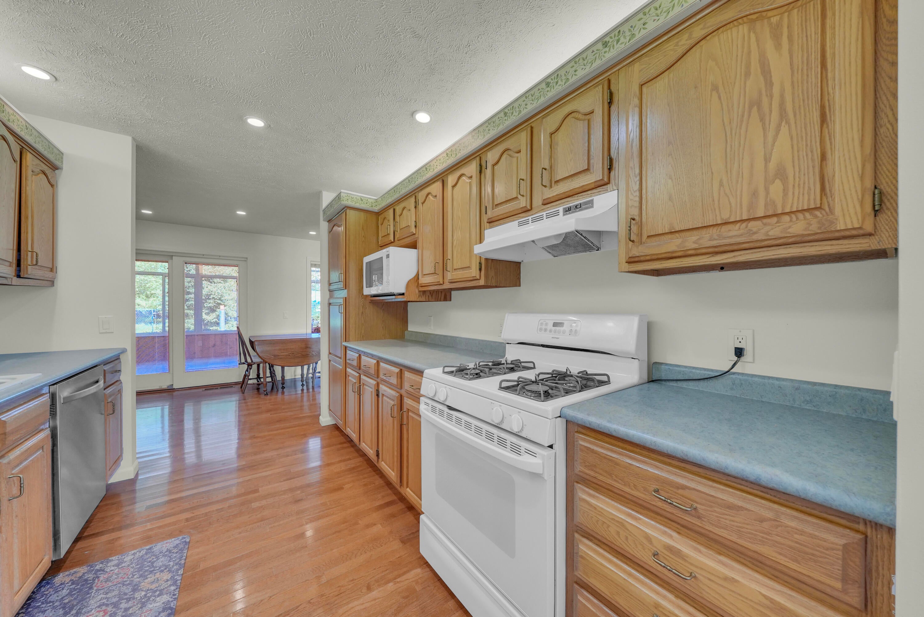 5656 Apple Valley Road Williamsburg, MI 49690 - Photo 18 of 58 DSC06761