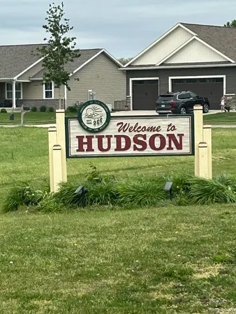 $46,000 | 1405 South McLean Street, Hudson, IL 61748