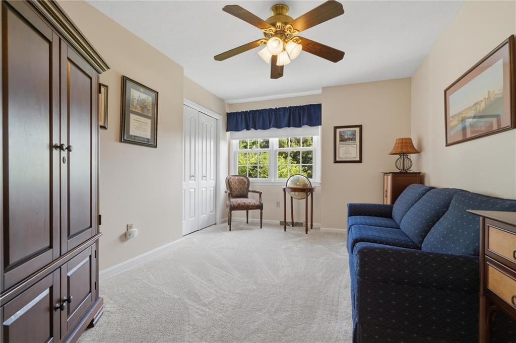381 Cobblestone Circle McKees Rocks, PA 15136 - Photo 33 of 49 Gallery Image 33