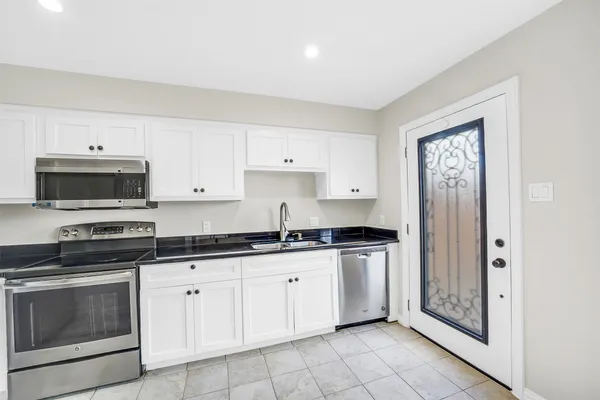 $149,900 | 6531 Wanda Lane, Houston, TX 77074