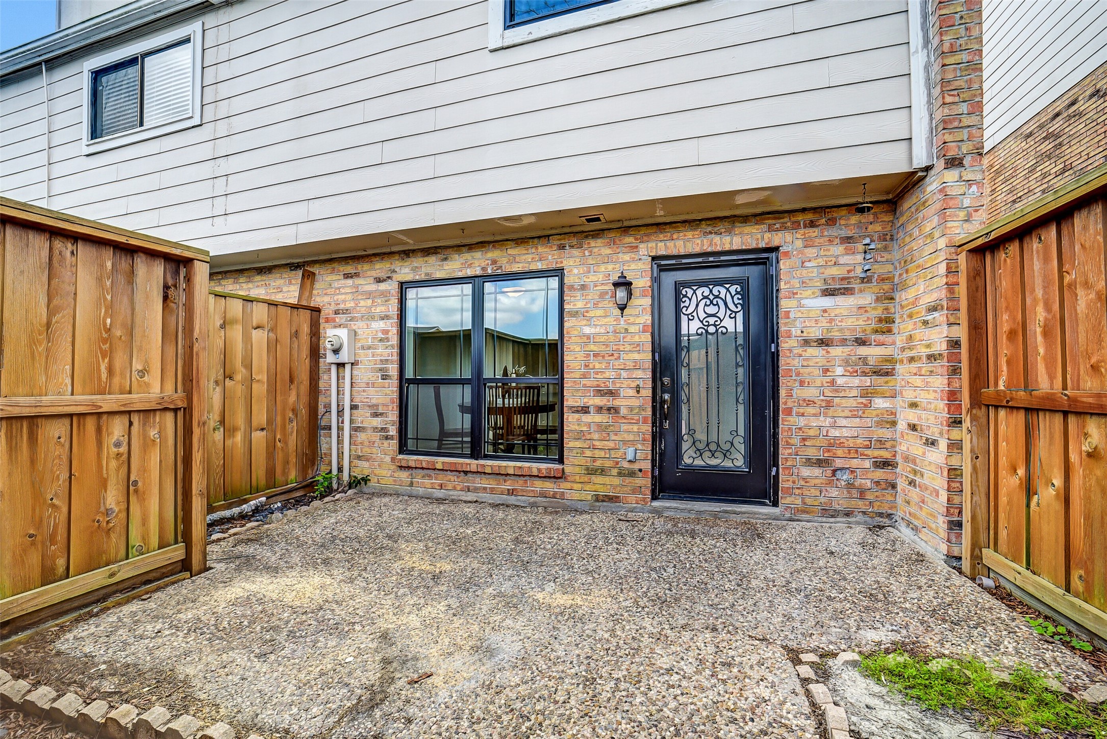 6531 Wanda Lane Houston, TX 77074 - Photo 23 of 29 a view of front door of house