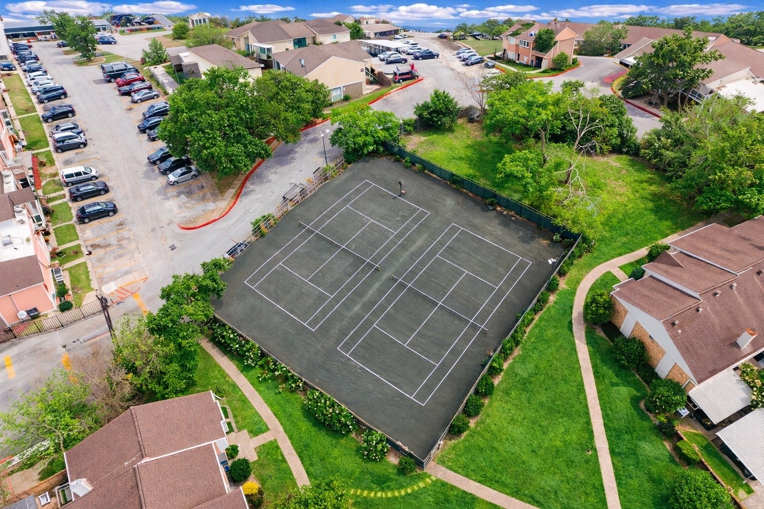 6531 Wanda Lane Houston, TX 77074 - Photo 29 of 29 an aerial view of a house