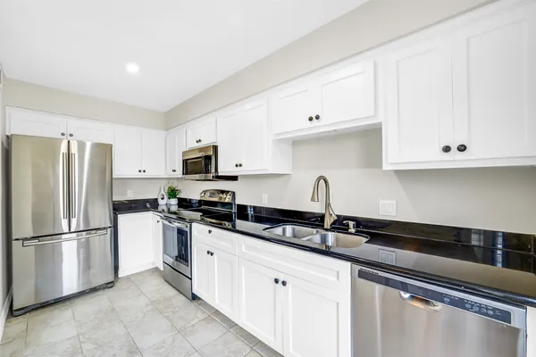 $149,900 | 6531 Wanda Lane, Houston, TX 77074