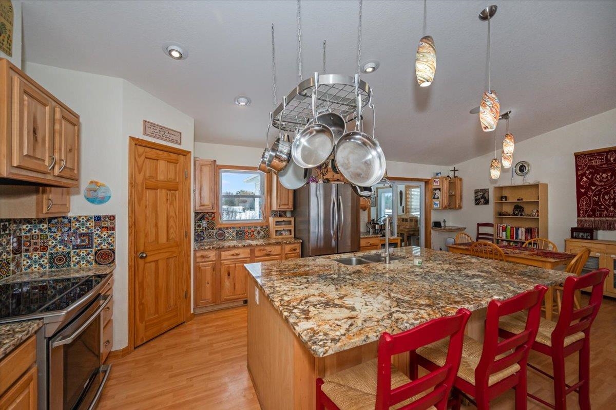 4318 Valley Brook Road Superior, WI 54880 - Photo 13 of 55