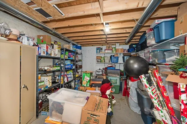 $610,000 | 4318 Valley Brook Road, Superior, WI 54880