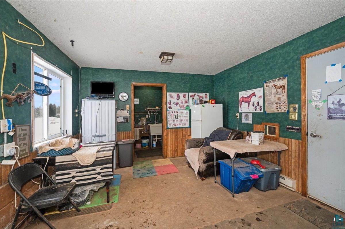 4318 Valley Brook Road Superior, WI 54880 - Photo 33 of 68
