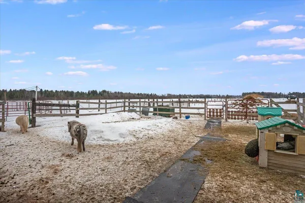 $600,000 | 4318 Valley Brook Road, Superior, WI 54880