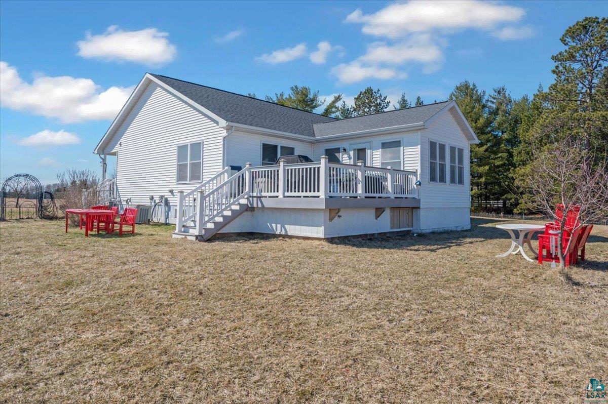 4318 Valley Brook Road Superior, WI 54880 - Photo 5 of 68