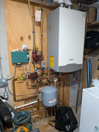 $610,000 | 4318 Valley Brook Road, Superior, WI 54880