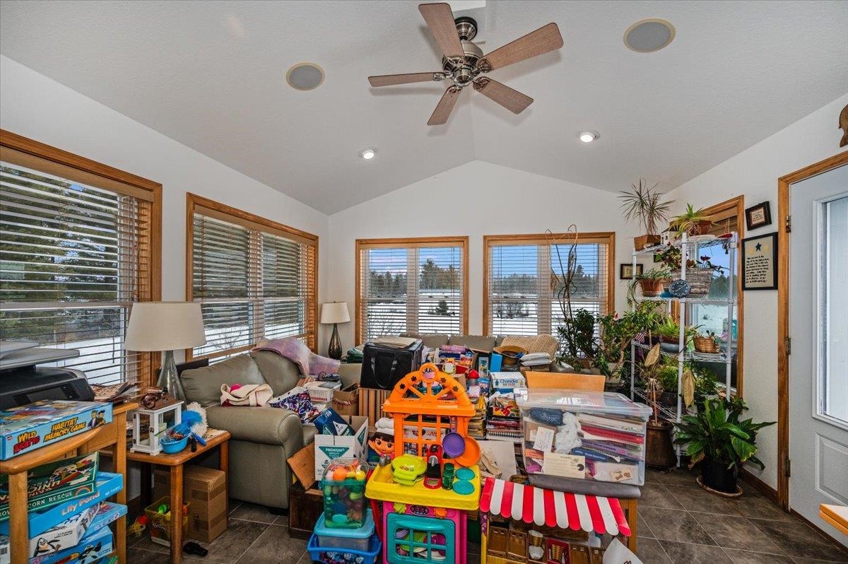 4318 Valley Brook Road Superior, WI 54880 - Photo 10 of 55