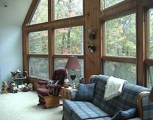 137 Medical Center Road Chicora, PA 16025 - Photo 4 of 7 Living Room.