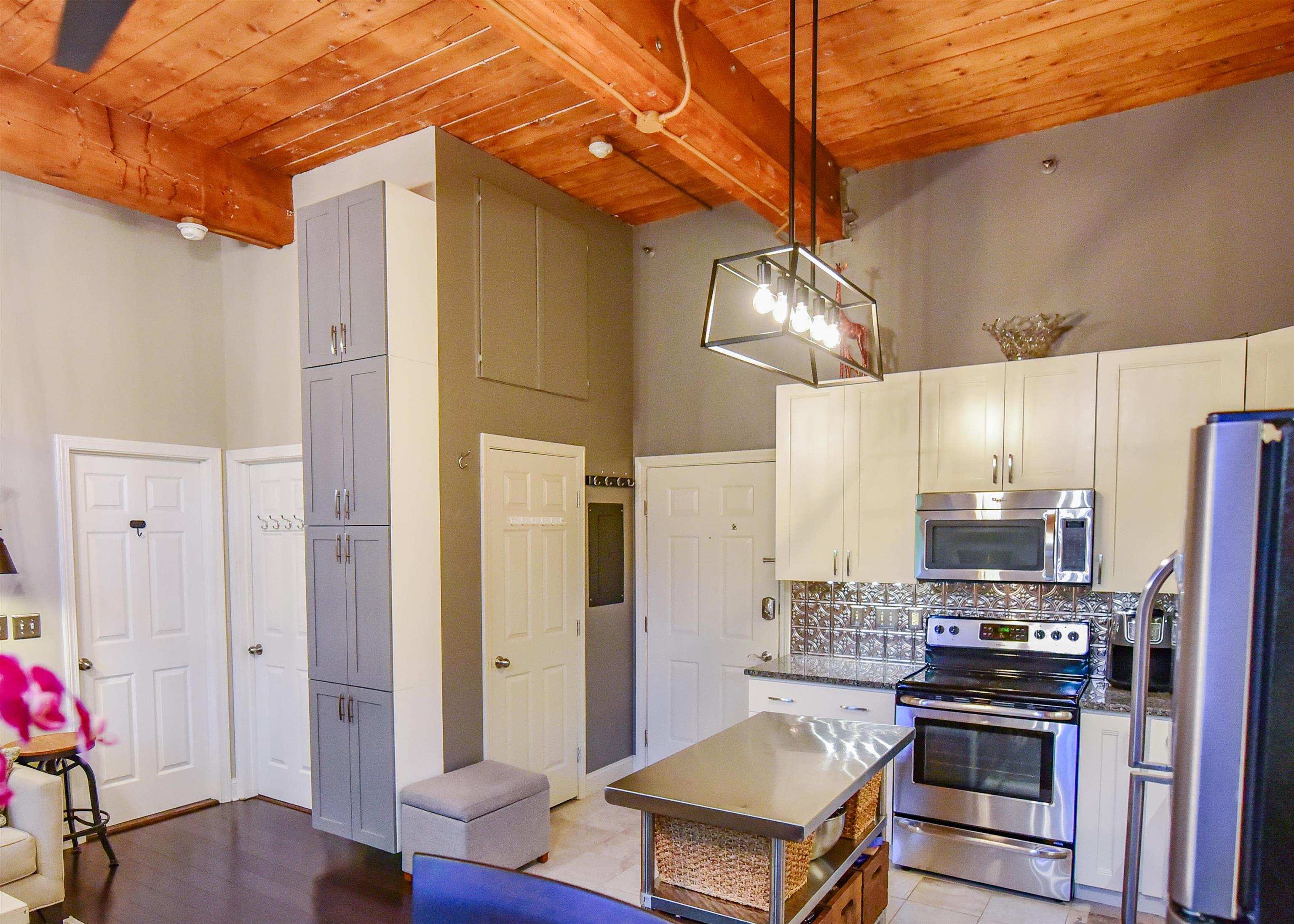 156 Front Street, Unit 111 Exeter, NH 03833 - Photo 17 of 18