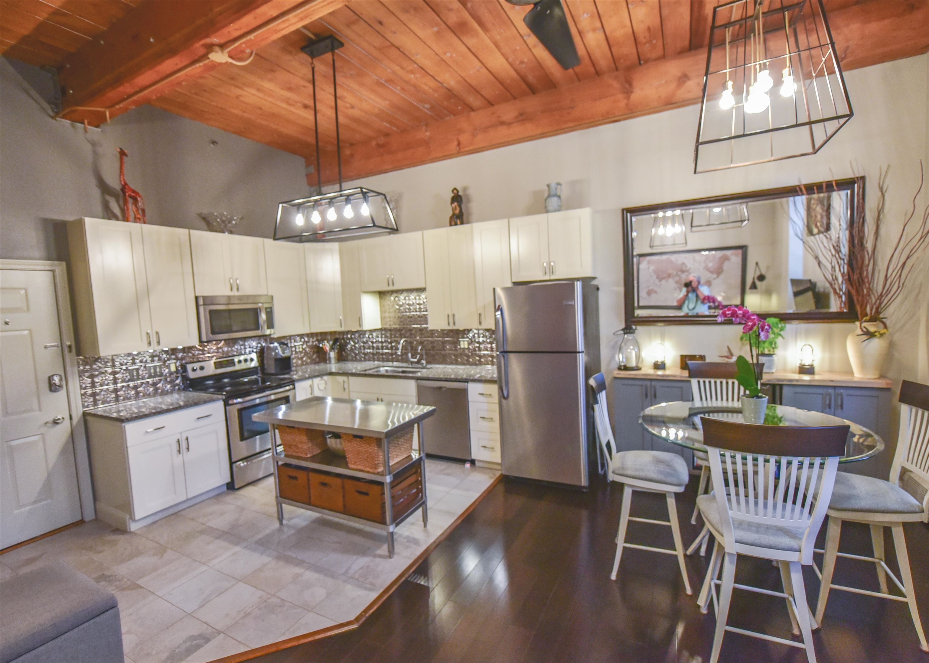 156 Front Street, Unit 111 Exeter, NH 03833 - Photo 3 of 18