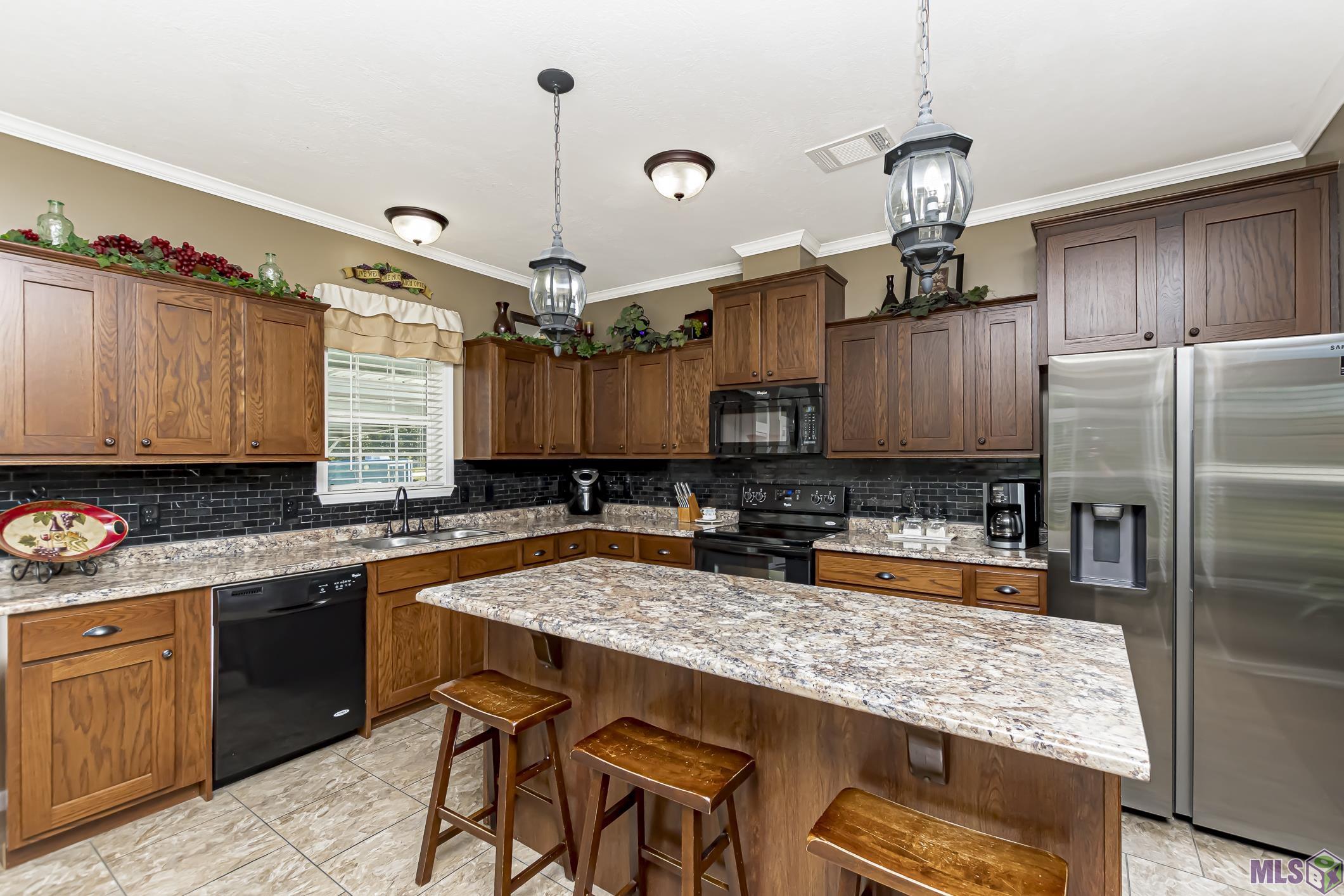 44299 Gold Place Road St. Amant, LA 70774 - Photo 6 of 27 Gallery Image 6