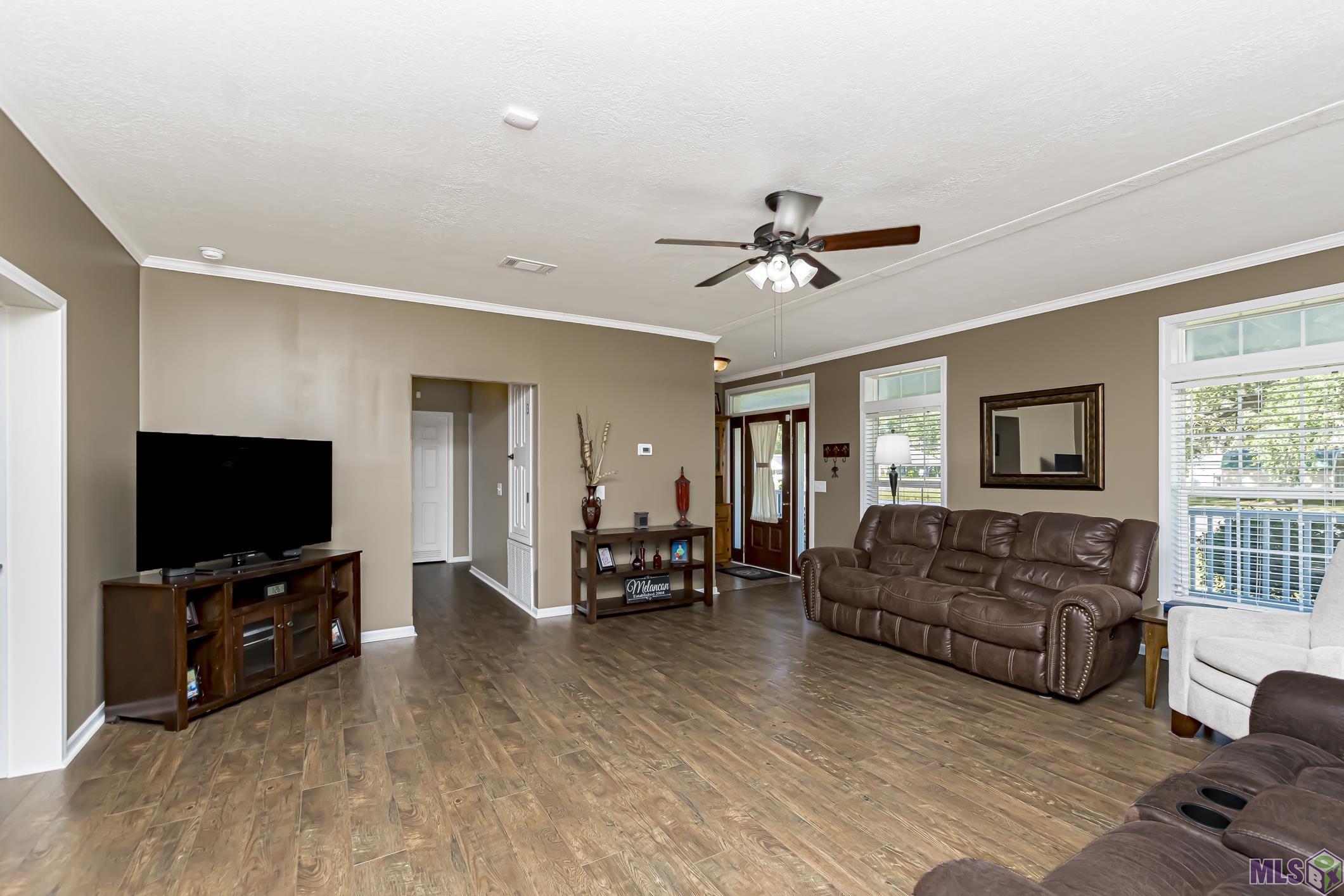 44299 Gold Place Road St. Amant, LA 70774 - Photo 9 of 27 Gallery Image 9