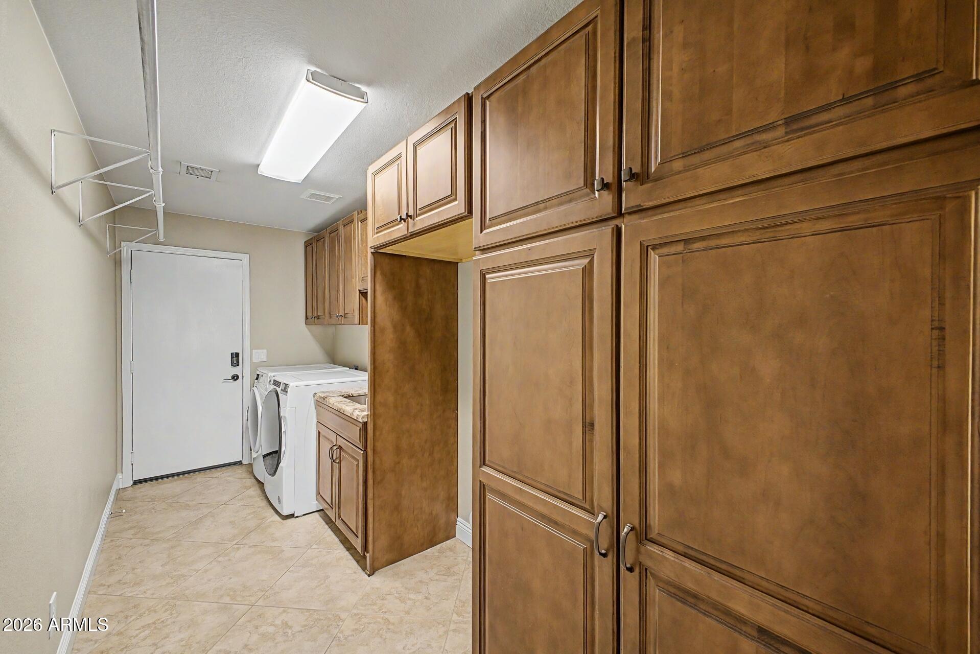221 South Quartz Street Gilbert, AZ 85296 - Photo 31 of 36 38-Quartz